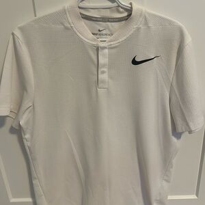 Nike golf shirt